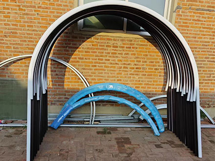 赤峰断桥铝弯弧